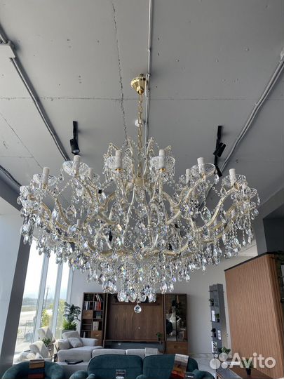 Люстра в гостиную