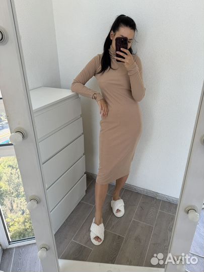 Платье миди новое