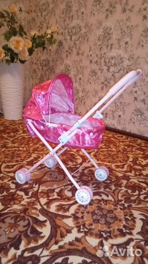 Коляска кукольная