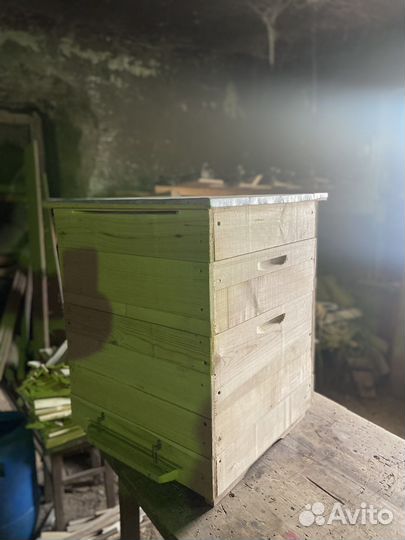 Улей для пчел на 12 рамок с магазином и рамками