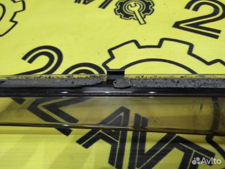 Ветровик передний правый Toyota Camry ACV40 2AZ-FE