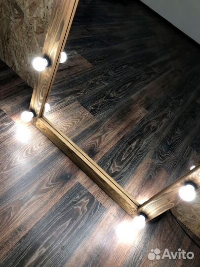 Зеркало ростовое с лампочками