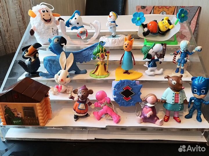 Киндер сюрприз, много разные