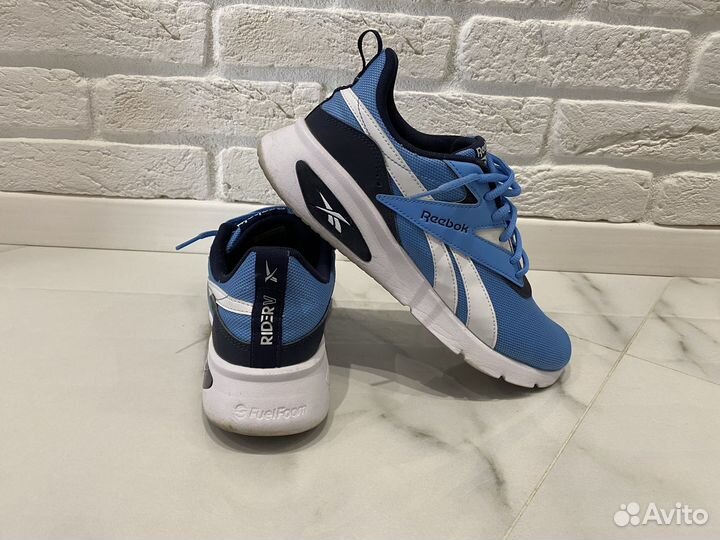 Кроссовки Reebok