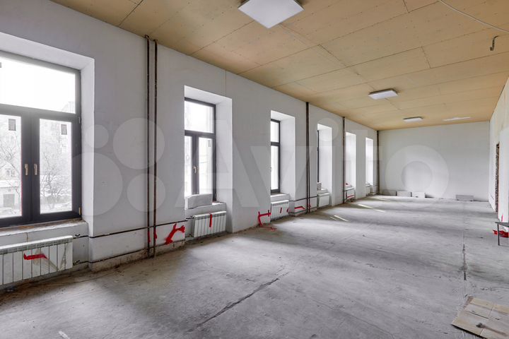 Своб. планировка, 192 м², 2/5 эт.