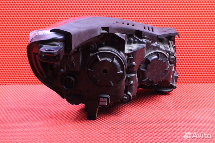 Фара левая Kia Sorento UM D4HA 92101-C5510