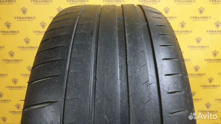 Michelin Pilot Sport 4 245/40 R18 93Y