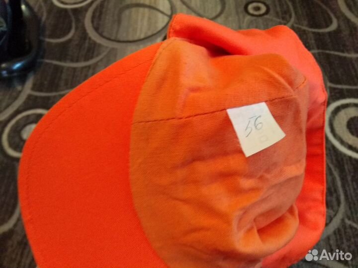 Кепки разные рабочие