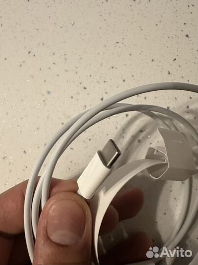 Кабель Apple USB-C to Lightning