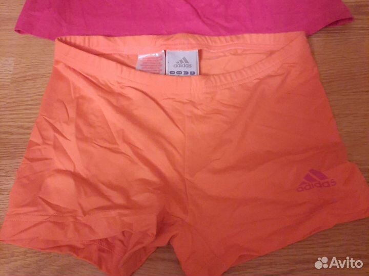 Костюм для тенниса для девочки 9-10 лет