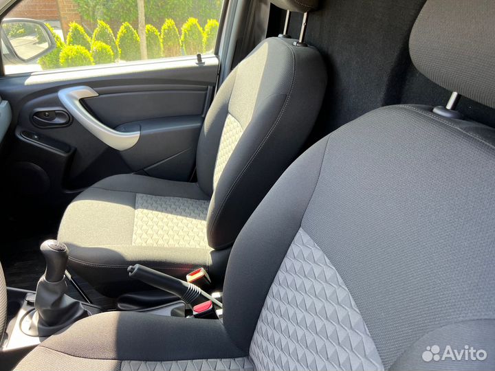 ВАЗ (LADA) Largus цельнометаллический, 2022