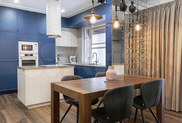 4-к. квартира, 127 м², 10/17 эт.