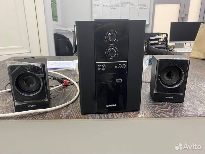 Музыкальный центр Sven