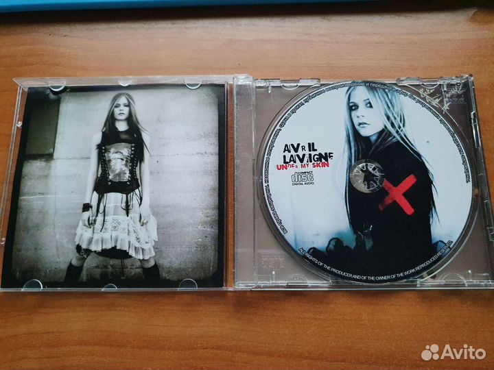 CD-диск Avril Lavigne — Under my skin