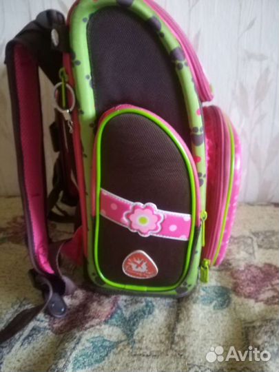 Рюкзак школьный