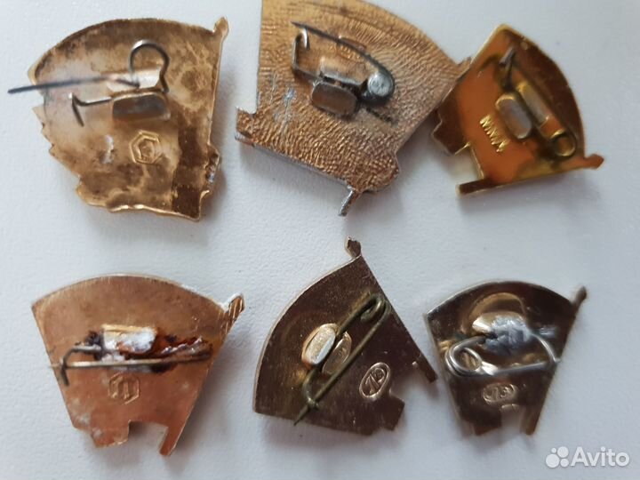 Комсомольские значки 6 шт