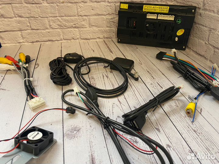 Магнитола Андроид на все автомобили 9 дюймов 1/16