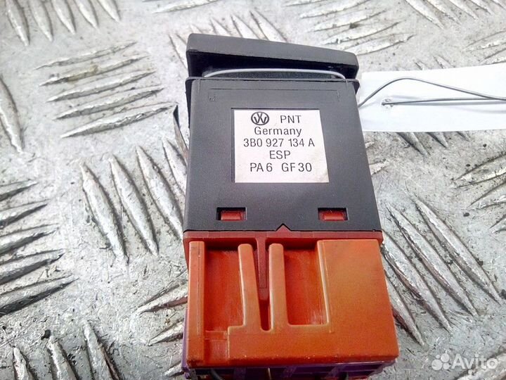 Кнопка ASC / ESP Volkswagen Passat B5 рест. 2002