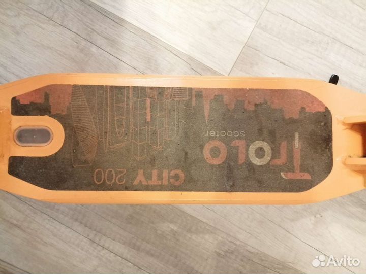 Самокат Trolo