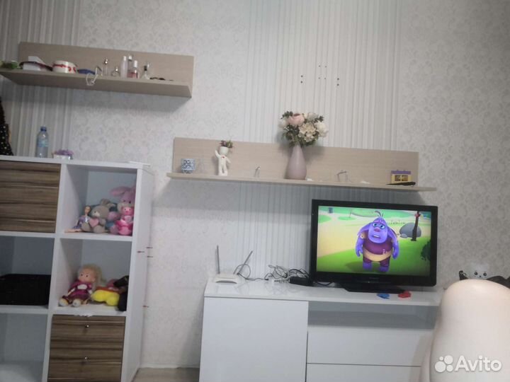 Полка настенная