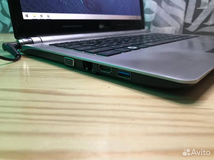 Игровой ультрабук DNS Core i7/ssd/2 видеокарты