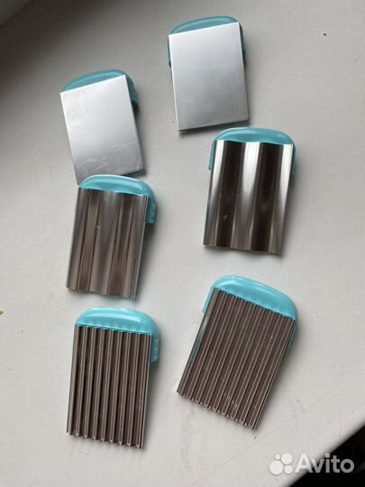 Выпрямитель/щипцы для волос scarlet