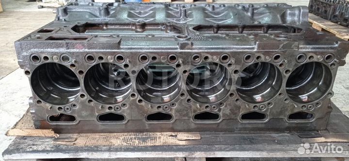 Блок цилиндров двигателя Scania R 5 2005 1720096