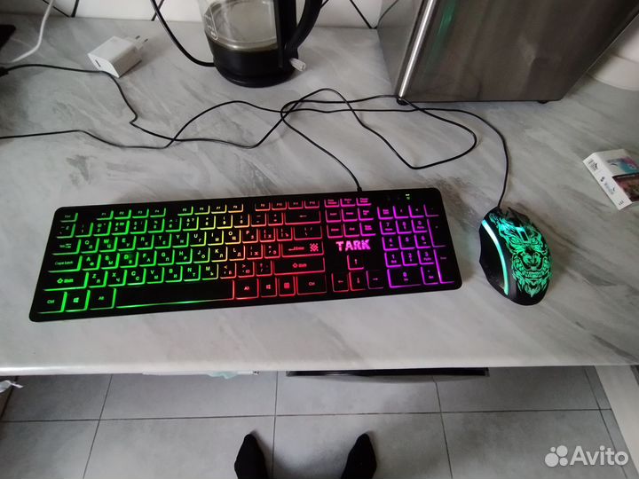 Игровая клавиатура и мышь