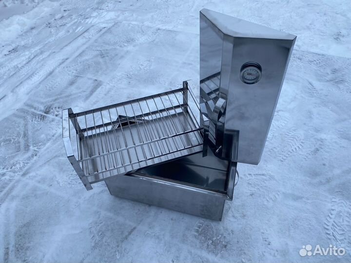 Коптильня с гидрозатвором