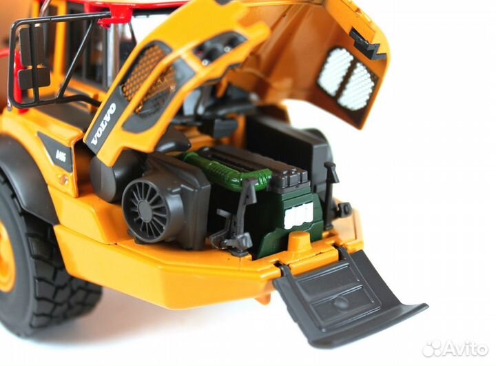 Модель сочленённого самосвала Volvo A40G, 1:50