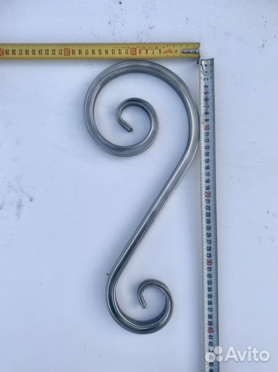 Кованный элемент “Валюта S”