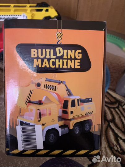 Экскаватор игрушка