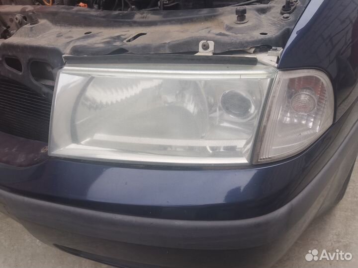 Фара левая Skoda Octavia a4