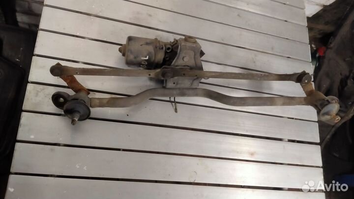 Трапеция стеклоочистителей для Renault Clio II