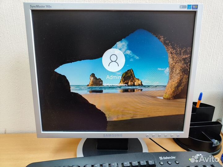 Монитор Samsung SyncMaster 740N
