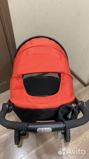 Прогулочная коляска recaro