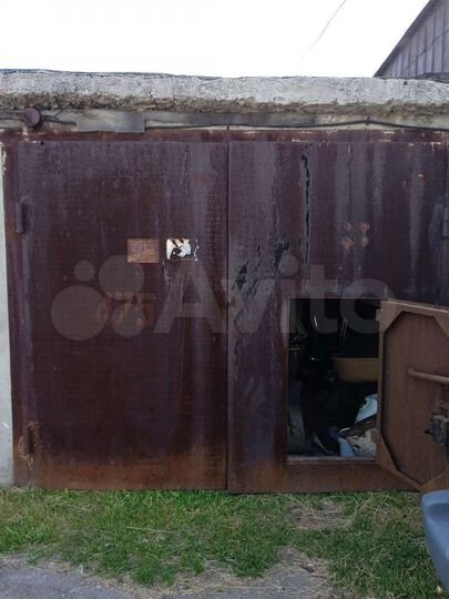 Гараж, > 30 м²