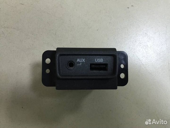 Разъем USB AUX Kia Rio 2 JB 2005-2011
