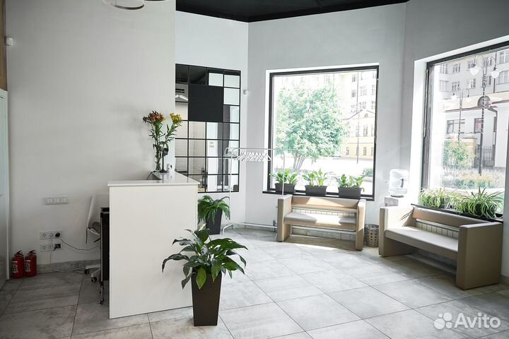 Бьюти-коворкинг в центре Екатеринбурга: готовый би