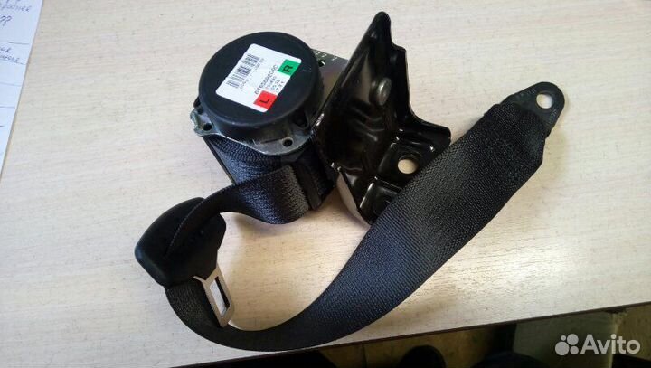 Ремень безопасности задний Opel Astra J 68 A14XER