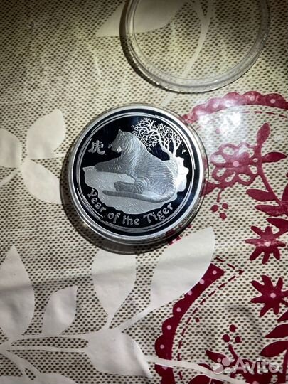 Тигр. Лунный календарь. Серебро 1 доллар 2010 года