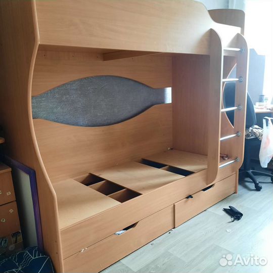 Двухъярусная кровать бу