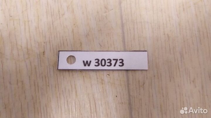 Стекло двери передней правой Mercedes-Benz E238