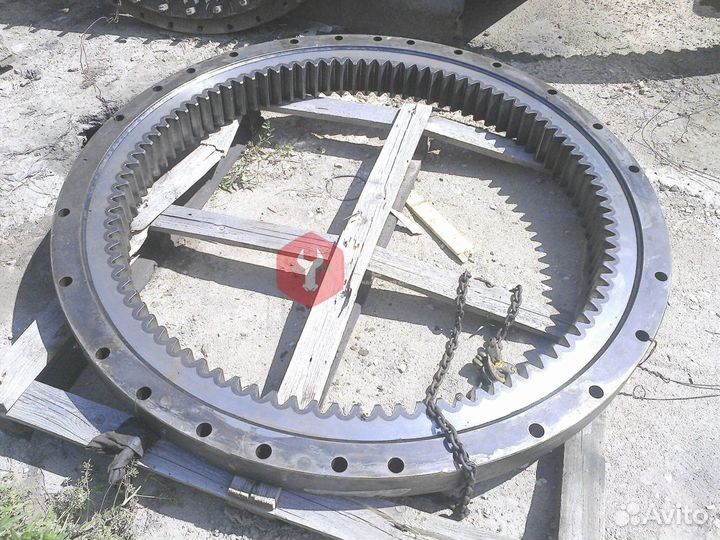 Поворотный круг Hyundai R330LC-9 81Q9-01020