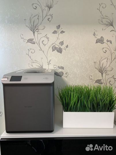 Продам хлебопечку bork X780