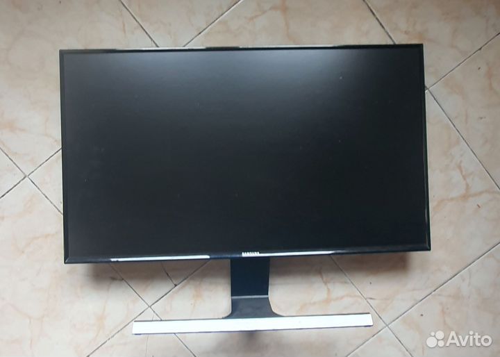 Монитор samsung