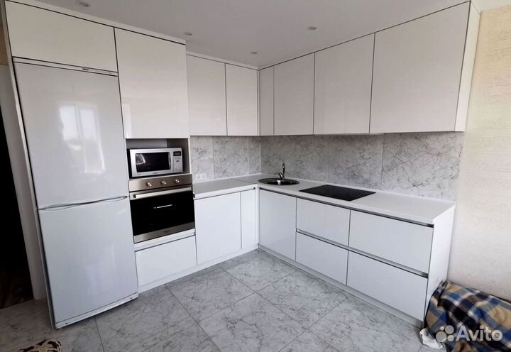 Угловая кухня на заказ