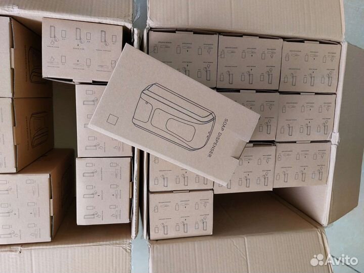 Диспенсер-дозатор сенсорный для антисептиков