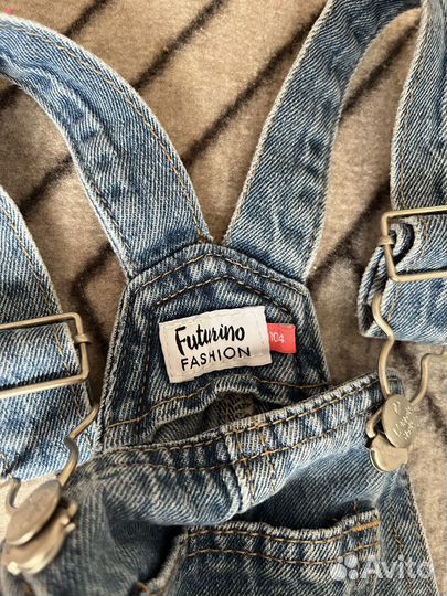 Джинсовый комбинезон 104