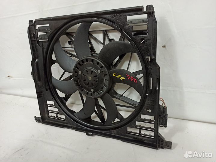 Вентилятор охлаждения радиатора BMW 5-серия F10